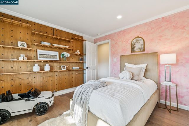 3175 Surmont Dr, Lafayette, CA 94549