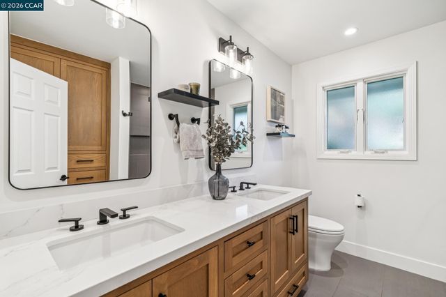 3175 Surmont Dr, Lafayette, CA 94549