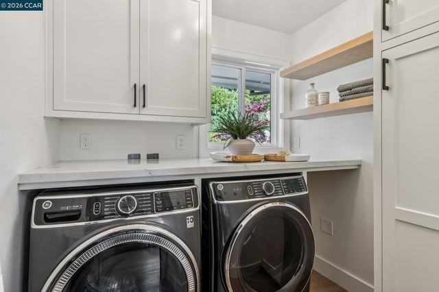 3175 Surmont Dr, Lafayette, CA 94549