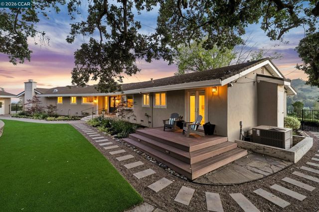 3175 Surmont Dr, Lafayette, CA 94549