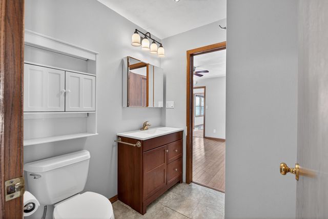 1505 Knoll Ridge Drive, Waverly, IA 50677