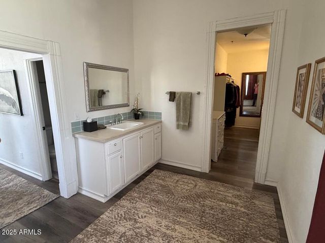 300 N BROAD Street, Globe, AZ 85501