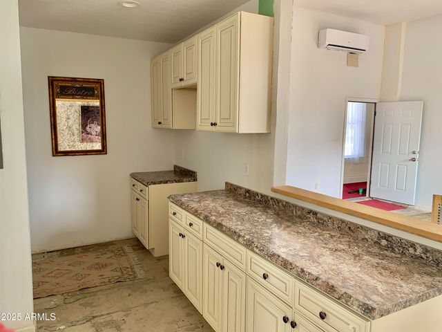 300 N BROAD Street, Globe, AZ 85501