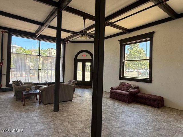 300 N BROAD Street, Globe, AZ 85501