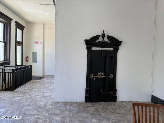 300 N BROAD Street, Globe, AZ 85501