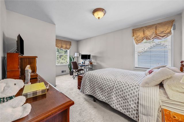 1052 Hard Rock Road, Webster, NY 14580