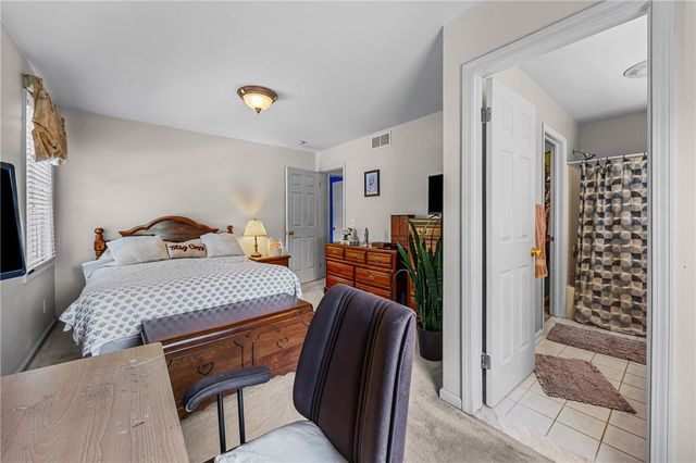 1052 Hard Rock Road, Webster, NY 14580