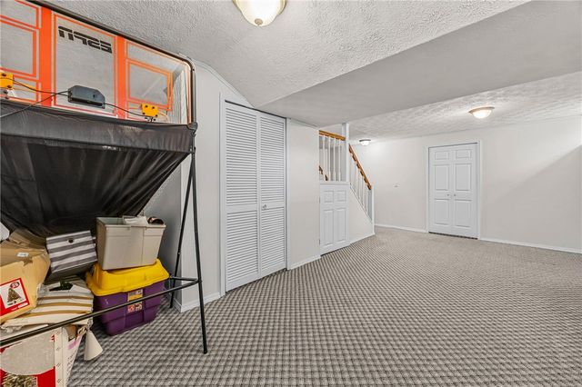 1052 Hard Rock Road, Webster, NY 14580