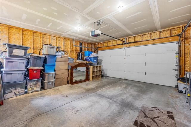 1052 Hard Rock Road, Webster, NY 14580
