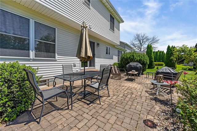 1052 Hard Rock Road, Webster, NY 14580