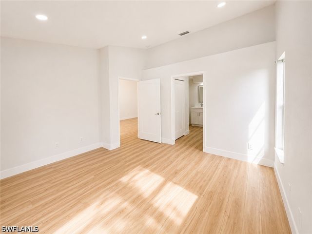 8204 Ibis Cove CIR B212, Naples, FL 34119