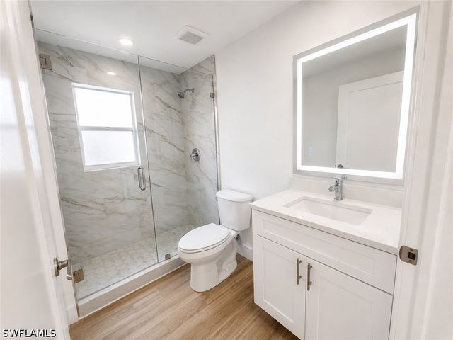 8204 Ibis Cove CIR B212, Naples, FL 34119