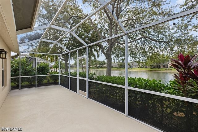 8204 Ibis Cove CIR B212, Naples, FL 34119