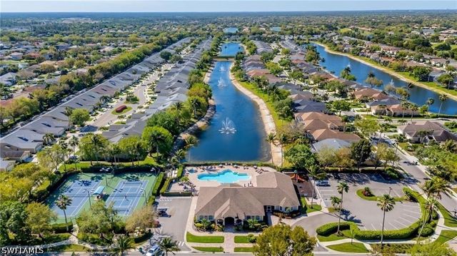 8204 Ibis Cove CIR B212, Naples, FL 34119