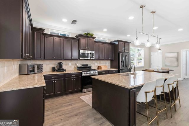 2618 Lake Manor Circle, Duluth, GA 30096