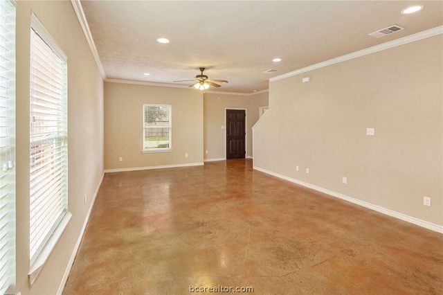 3370 Keefer Loop, College Station, TX 77845