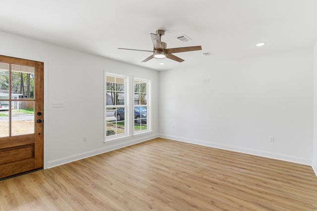 316 N 20th Ave., Hattiesburg, MS 39401