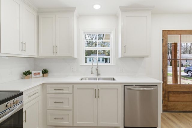 316 N 20th Ave., Hattiesburg, MS 39401