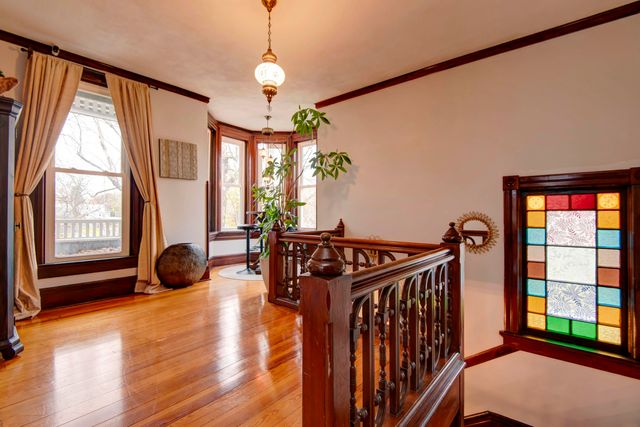 1435 East Walnut Street, Springfield, MO 65802
