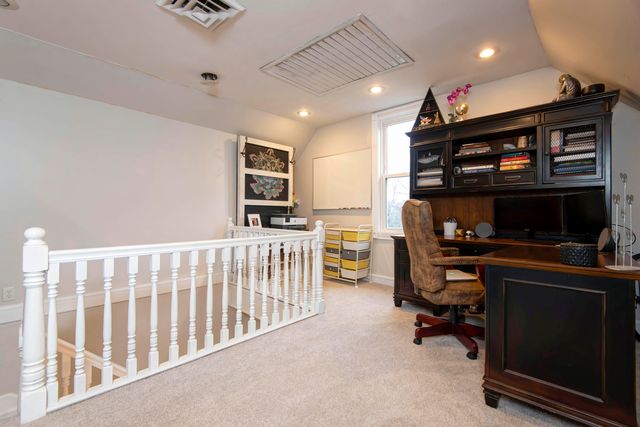 1435 East Walnut Street, Springfield, MO 65802