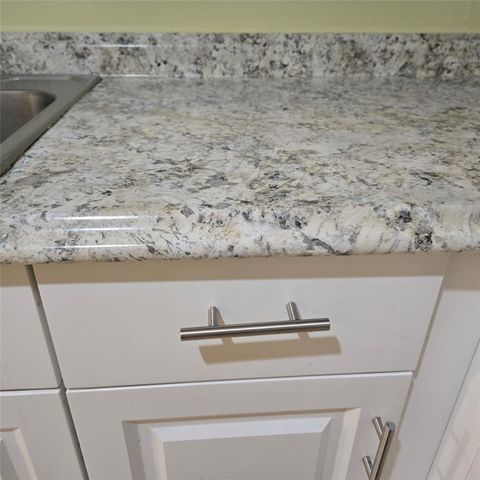 4215 NW 52nd AVE, Lauderdale Lakes, FL 33319