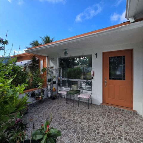 4215 NW 52nd AVE, Lauderdale Lakes, FL 33319