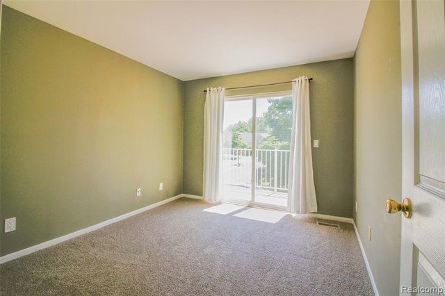 56501 Chesapeake Trail 57, Utica, MI 48316
