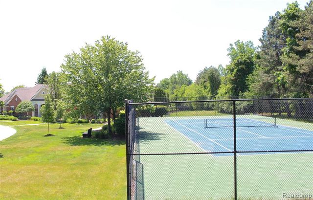 56501 Chesapeake Trail 57, Utica, MI 48316