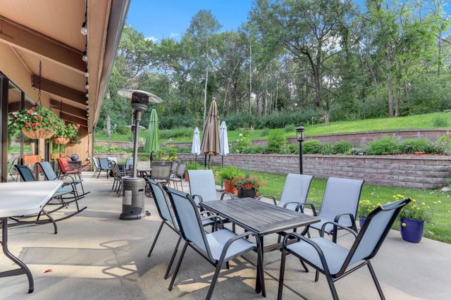 705 E Burnsville Parkway 114, Burnsville, MN 55337