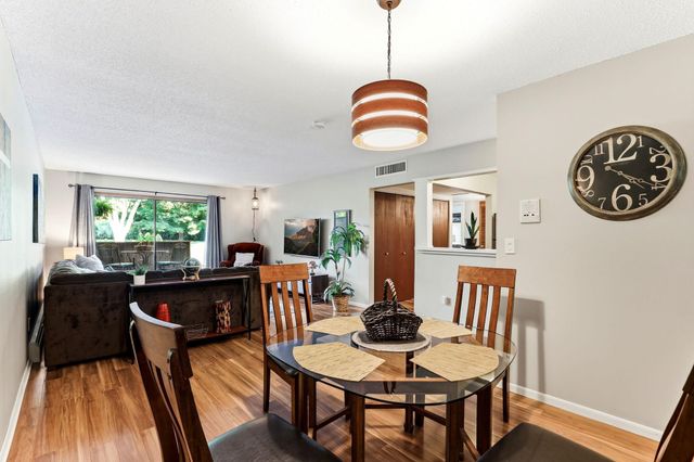 705 E Burnsville Parkway 114, Burnsville, MN 55337