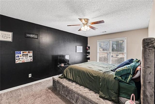 24 Hunters Glen, Carrollton, GA 30116