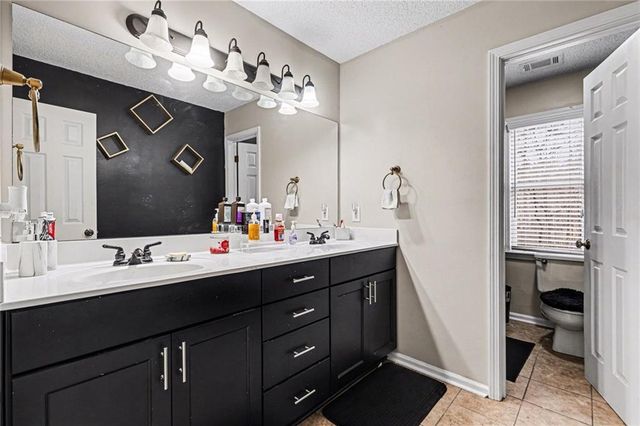 24 Hunters Glen, Carrollton, GA 30116