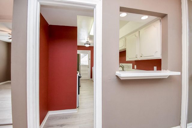 5200 Arboles Drive 2, Houston, TX 77035