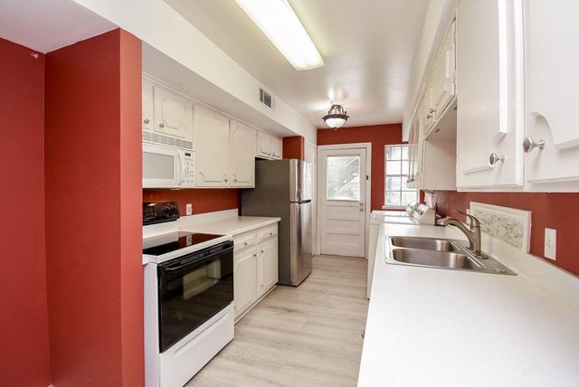 5200 Arboles Drive 2, Houston, TX 77035