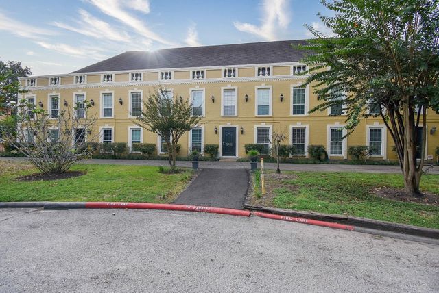 5200 Arboles Drive 2, Houston, TX 77035
