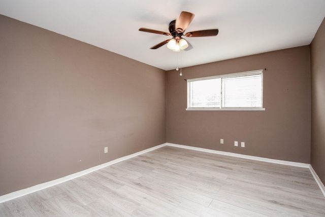 5200 Arboles Drive 2, Houston, TX 77035