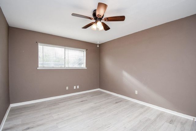 5200 Arboles Drive 2, Houston, TX 77035