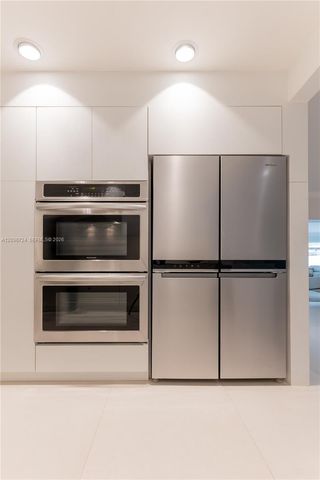 7300 SW 77th Avenue, Miami, FL 33143