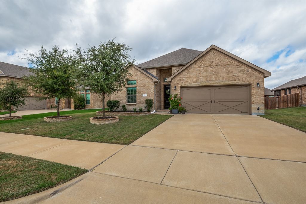 641 Grove Park Lane, Midlothian, TX 76065 — exterior