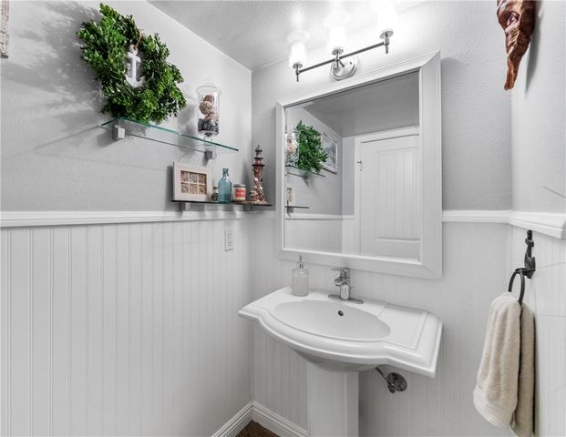 504 20th, Huntington Beach, CA 92648