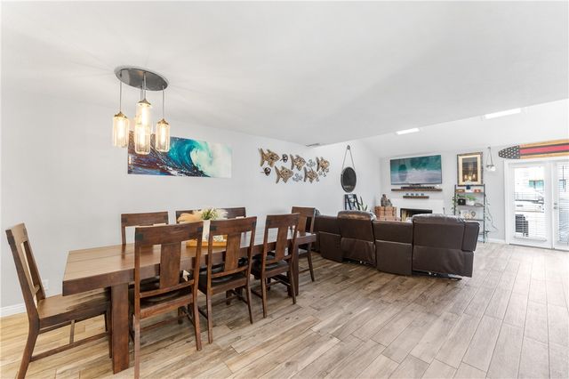 504 20th, Huntington Beach, CA 92648