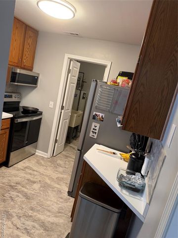 47 Rosebud Lane, Mount Clemens, MI 48043