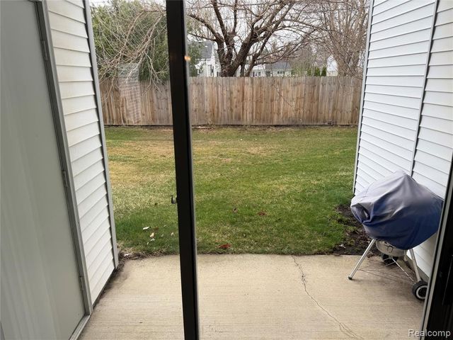 47 Rosebud Lane, Mount Clemens, MI 48043