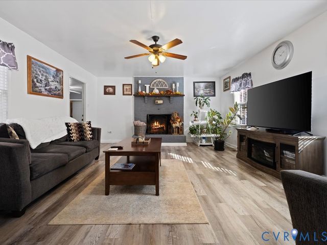 15415 Hopeful Church Rd, Louisa, VA 23024