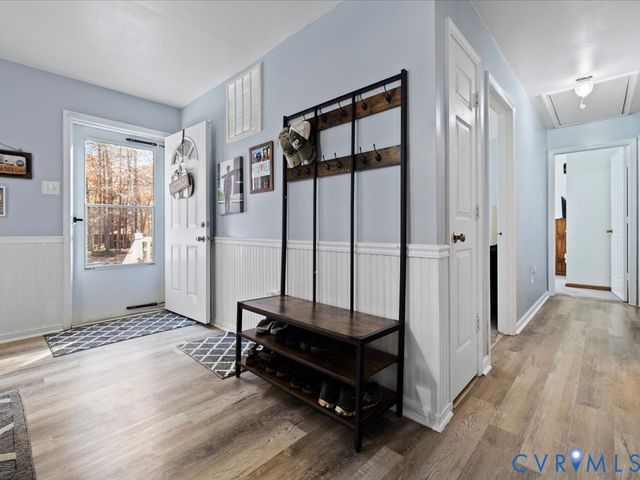 15415 Hopeful Church Rd, Louisa, VA 23024