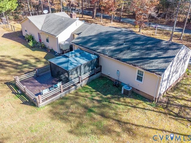 15415 Hopeful Church Rd, Louisa, VA 23024