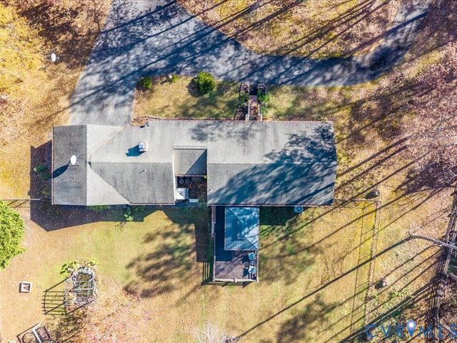 15415 Hopeful Church Rd, Louisa, VA 23024