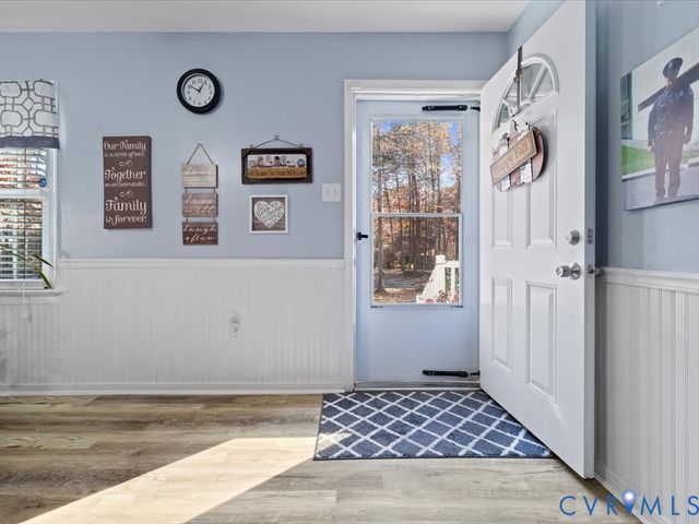 15415 Hopeful Church Rd, Louisa, VA 23024