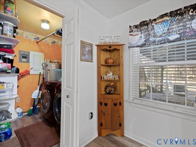 15415 Hopeful Church Rd, Louisa, VA 23024