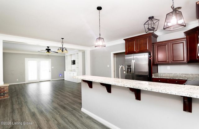 117 Treslyn Way, Louisville, KY 40245